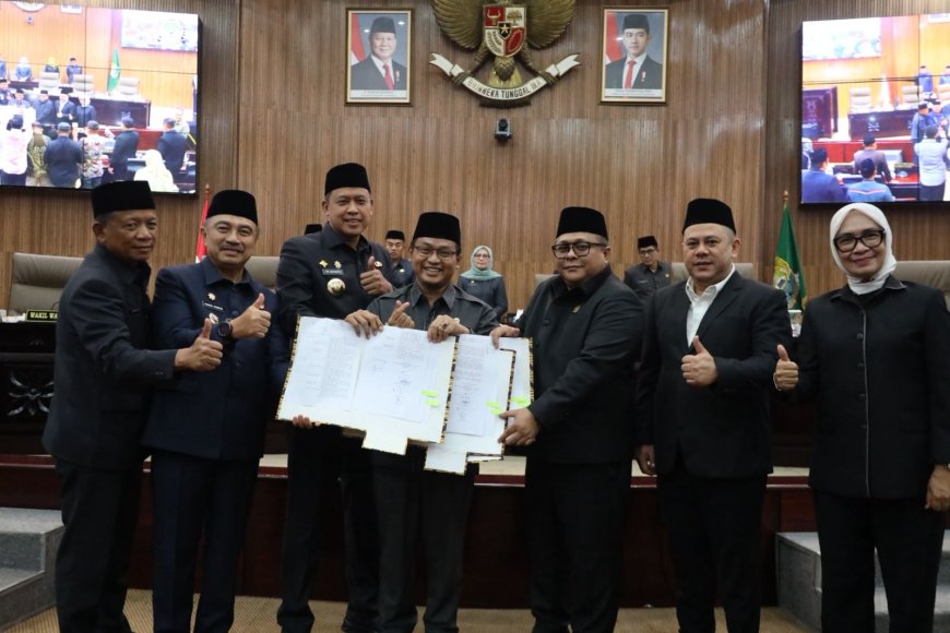 Pemkot Bekasi Tanda Tangani Kebijakan Umum Anggaran, Salah Satunya Honor RT/RW Naik