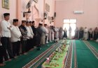 Perkuat Hubungan Antar Sesama, Majelis Taklim Riyadus Sholihin Desa Taman Baru Peringati Maulid Nabi