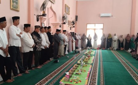 Perkuat Hubungan Antar Sesama, Majelis Taklim Riyadus Sholihin Desa Taman Baru Peringati Maulid Nabi