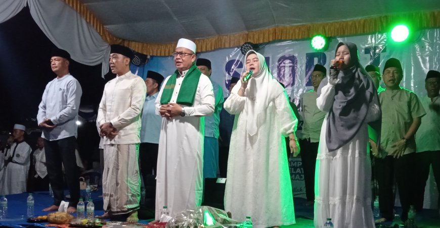 Sunatan Massal Iringi Rangkaian Acara Shobat Di Penengahan