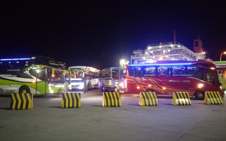 Arus Mudik H-3: Pelabuhan Bakauheni Diserbu Ribuan Kendaraan dari Jawa pada Dini Hari