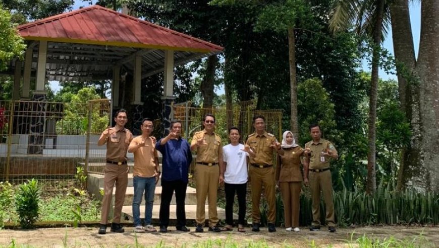 Perkuat Sinergi Wisata Budaya, Kadisparbud Lamsel dan Camat Penengahan Sambangi Marga Ratu Menangsi