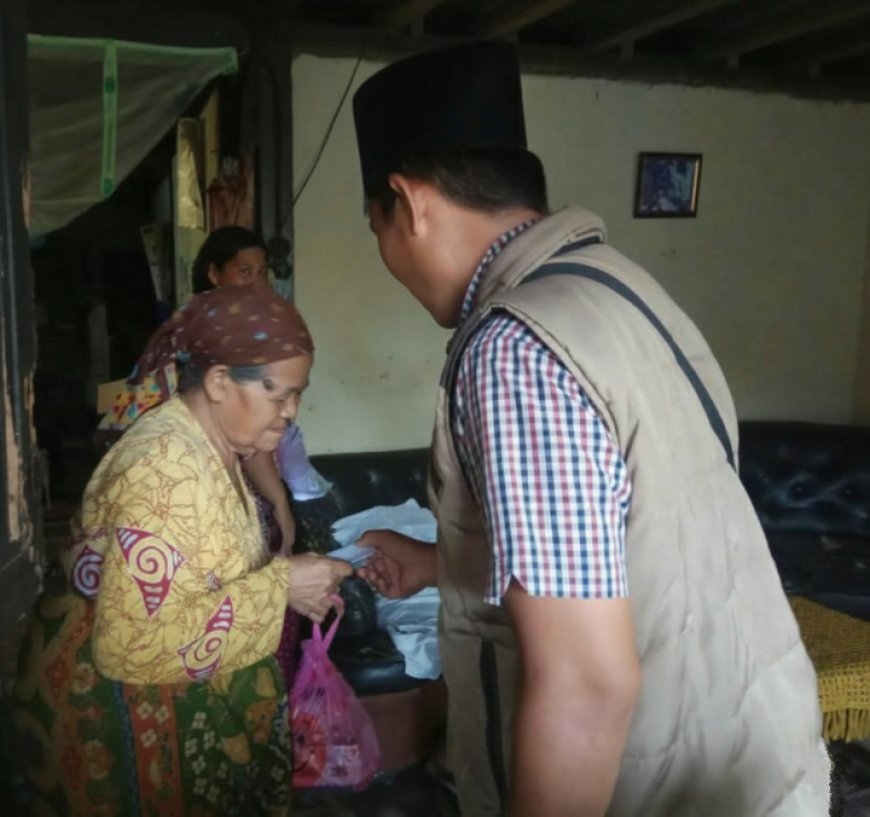 Aksi Humanis, Pokdarwis Way Tebing Ceppa Salurkan Santunan Langsung Ke Rumah Warga Taman Baru