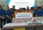 Gunung Uang Rp7,8 Miliar di Kejati, Hasil Korupsi Tol Lampung Akhirnya Pulang ke Negara
