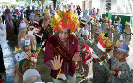 Zita Anjani Gedor Standar PAUD Lamsel, Jadikan TK IT Al-Mumtaza Pilot Project Nasional