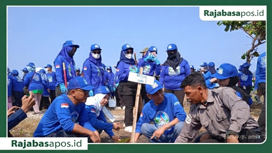 DEMOKRAT LAMSEL GEBRAK PANTAI BATU RAME: 25 TAHUN BERPARTAI, TANAM BAKAU MASSAL DEMI LANGIT BIRU