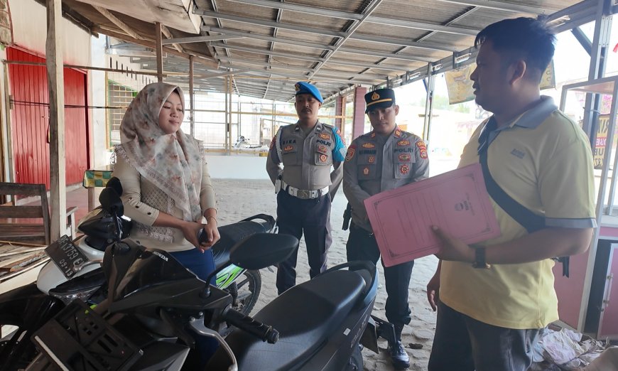 Motor Curian Diantar Langsung Polisi, Tangis Bahagia Ibu Penjual Buah Pecah di Lampung Selatan