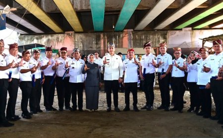 Aksi Nyentrik Bupati Egi: Birokrasi Tak Boleh Berjarak