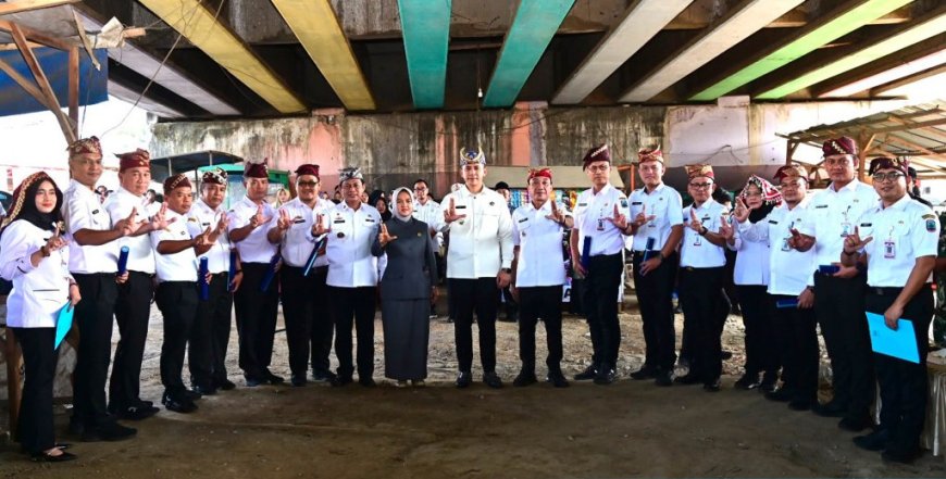 Aksi Nyentrik Bupati Egi: Birokrasi Tak Boleh Berjarak